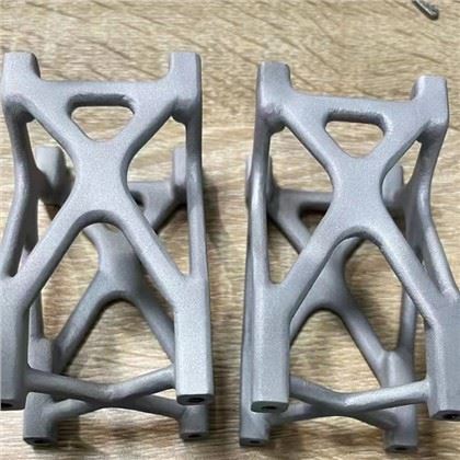 Metalo priedų gamyba 3D spausdinimas